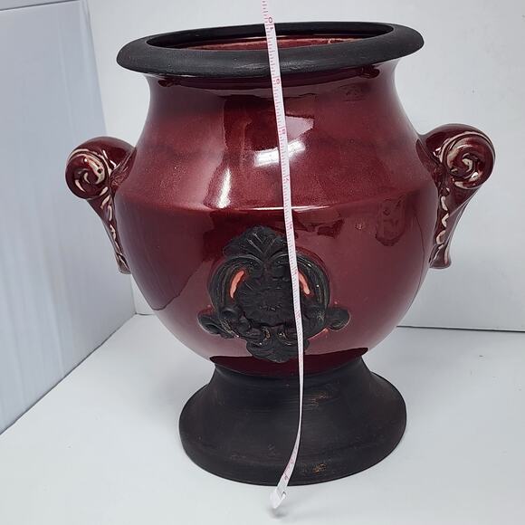 Gothic Red & Black Damask Vase - Picture 9 of 10